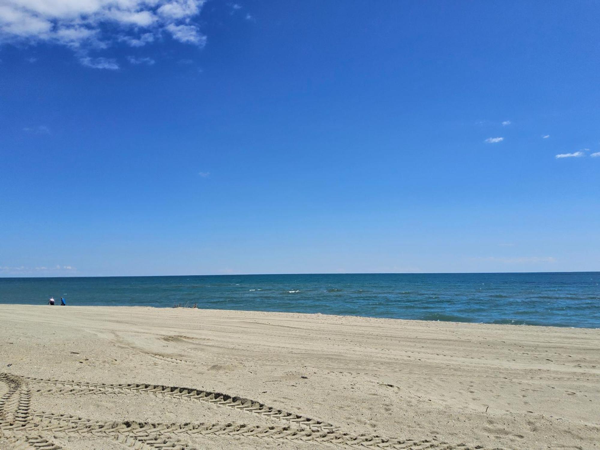 L'Azur 4 Pers Clim Parking Acces Plage Direct Le Barcarès Exteriér fotografie